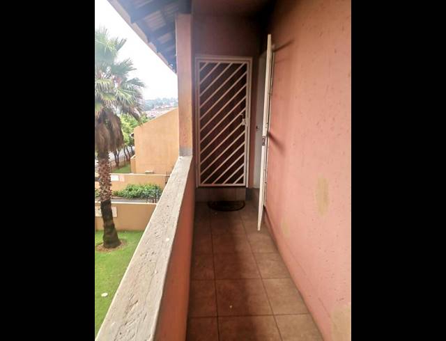 1 BEDROOM APARTMENT FOR SALE IN LINDHAVEN